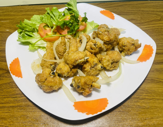 CÁNH GÀ CHIÊN BƠ 